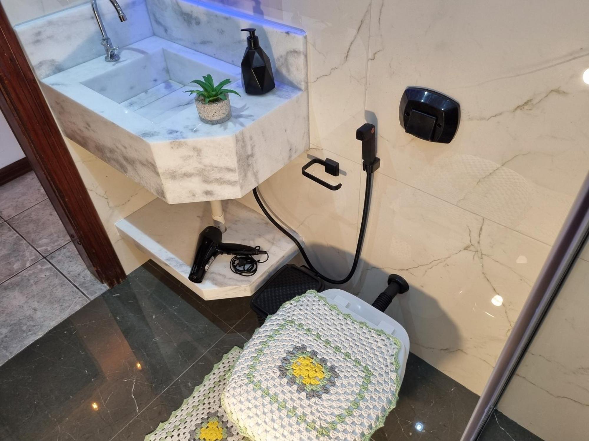 Uma Quadra E Meia Do Mar Ar Wifi Smart Tv Itapema Bagian luar foto